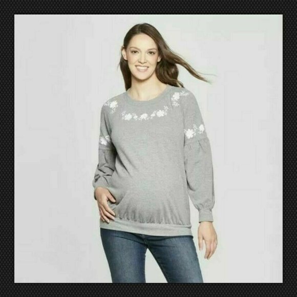 isabel Maternity by Ingrid & Isabel | Gray Puff Sleeve Maternity Sweatshirt | S - Picture 2 of 8